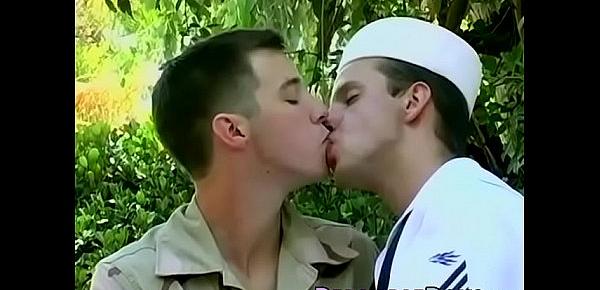  Gay military Jeremy Haynes and Matt Reynolds fucking outdoor